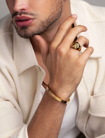 Nialaya Ring - Gold - 64 x 64