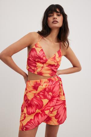 NA-KD Boho Haut dos nu à décolleté cascade - Crop tops - Flower - EU 40