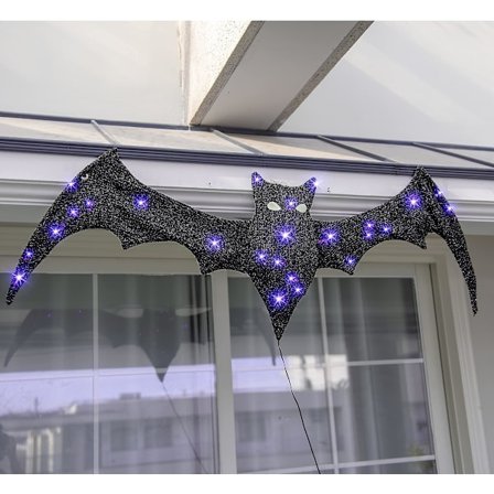 Halloween-koriste, roikkuva lepakko vilkkuvilla 30 LED:llä, violetit valot