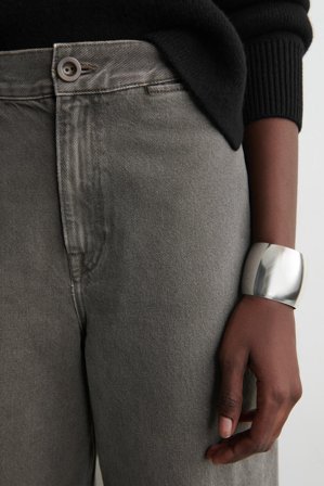 COS Women's Vaquero Cropped Wide Leg in Marrón