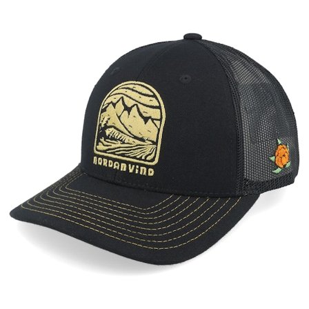 SQRTN - Zwart trucker Cap - Nordanvind 2 Low Cap Black Trucker @ Hatstore