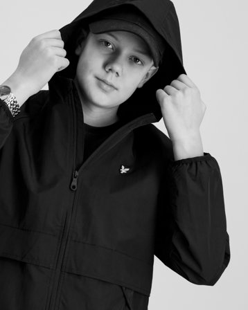 Lyle & Scott Hooded Windbreaker Jacket Zwart Jassen Jongens - Kids Brand Store