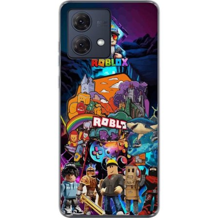 Motorola Moto G84 Genomskinligt Skal Dynamiskt Roblox universum collage med karaktärer ikoner och fantasimiljö färgsprakande spelmotiv