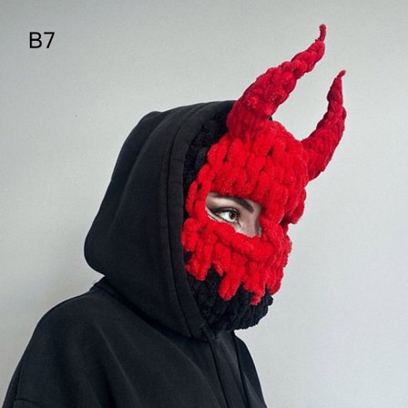 Strikket hue Funny Horns B7 B7