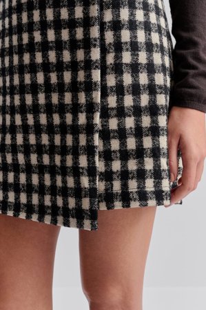 Malina - Farrah minikjol - XXS - Black Checks