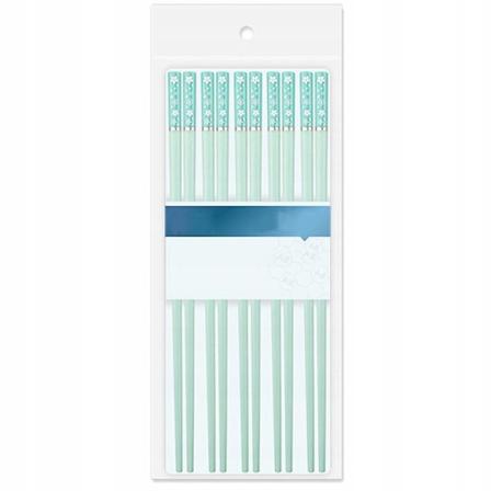 Set , jossa on 5 paria ruokapuikkoja Type1