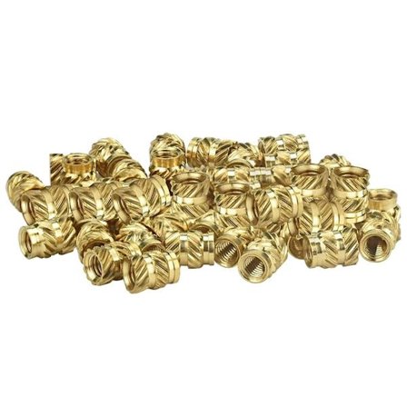 Sats med 50 muttrar, mässing, M3, gängade, guld