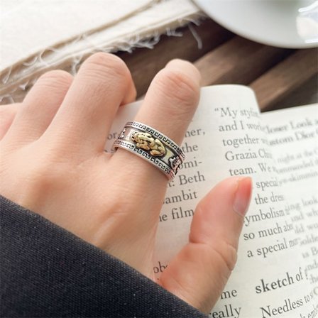 Pixiu-ring til kvinder for at tiltrække velstand, europæisk og amerikansk overdreven smykke design, niche retro national stil 925 sølvring falmer ikke