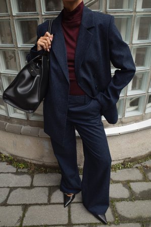 Janka Polliani x NA-KD Hose mit weitem Bein und mittlerer Taille - Anzüge - Blau - EU 40