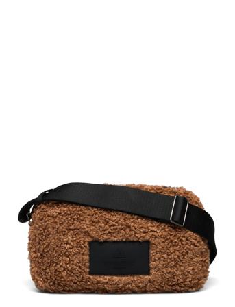 Hollymbg Crossb. Bag, Recycled Bags Crossbody Bags Ruskea Markberg