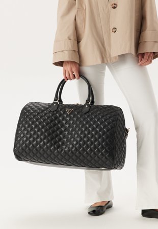 Guess - Giully Weekender Duffel - Black - Kläder - - Bubbleroom
