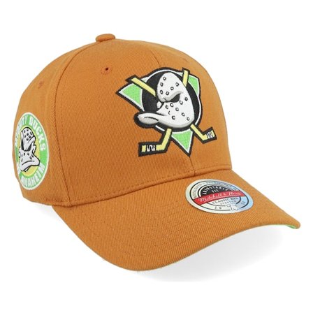Mitchell & Ness - Marrón adjustable Gorra - Hatstore Exclusive x Anaheim Ducks Rust Light Brown Adjustable @ Hatstore