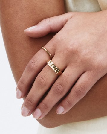 Edblad Love Signet Ring Gold Gyllen Smykker Jente - Kids Brand Store