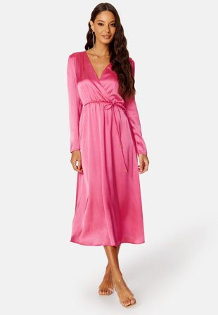 Bubbleroom Occasion Rae Satin Dress Pink Klær