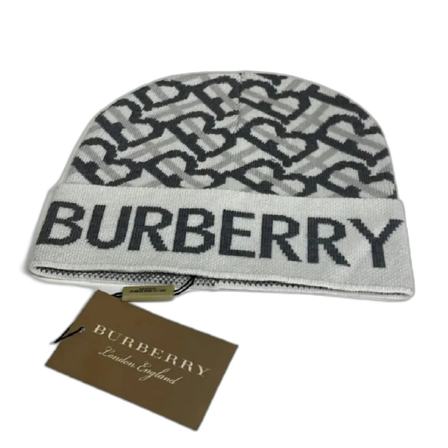 Burberry mössa