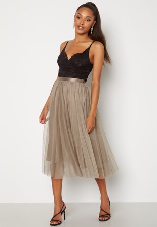 Ida Sjöstedt - Flawless Skirt Soft Tulle - Taupe - Kläder - - Bubbleroom