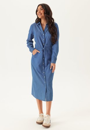 Happy Holly - Denim Shirt Dress - Light blue