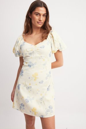 NA-KD Linen Blend Puff Shoulder Mini Dress - Linned kjoler - Blomstret - EU 38