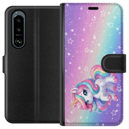 Yhteensopiva Lompakkokotelo Sony Xperia 5 III Stitch polaroid-kehyksissä sinisillä pastellisävyillä ja suloisilla ilmeillä kollaaseissa sydämillä