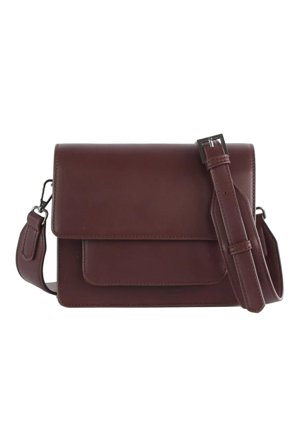 cayman pocket soft structure 475 midnight plum