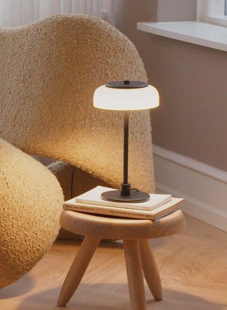 Blossi bordlampe small H31 - sort/opal