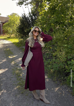 Happy Holly - Long Sleeve Smock Dress - Burgundy - Kläder - - Bubbleroom