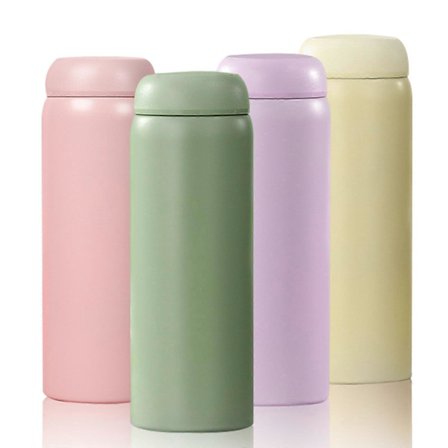 380 ml:n matkakahvimuki, uudelleenkäytettävä ruostumattomasta teräksestä valmistettu termosmuki tiiviillä kannella kuumille ja kylmille juomille (