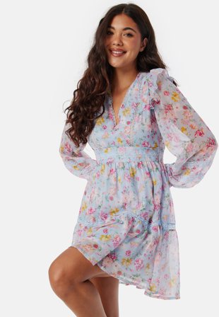 VILA - Viroman New V-neck L/S Short Dress - Kentucky Blue AOP:Flower