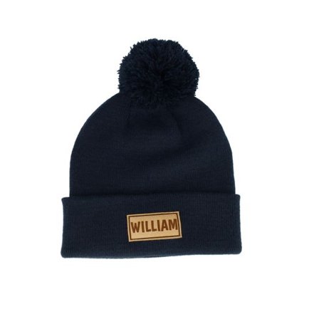 Beechfield - Blå pom Beanie - Kids Engraved Suede Patch French Navy Pom @ Hatstore