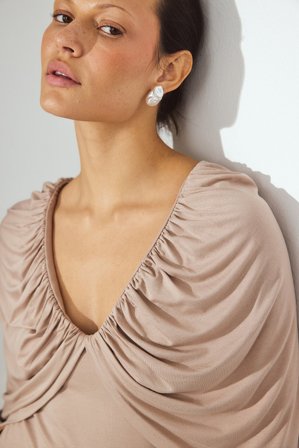 NA-KD Soft Line Cape Top - Ærmeløse toppe - Beige - L