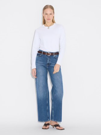 Wide-Leg Jeans
