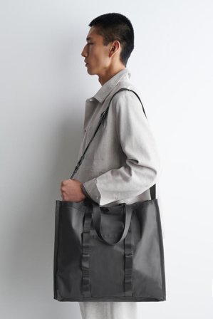 COS Men's Transit Bolso Tote De Nailon Bag in Gris