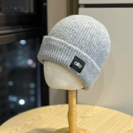 Vinterhat, uldhat, strikket damehat, varm og tyk, ansigtsfremhævende, lille voksenstørrelse 54-60, alt i grå