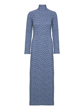 Tessrs Dress Blue Résumé