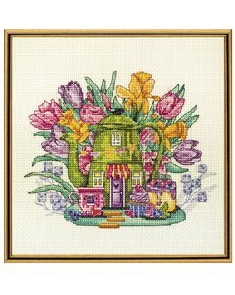 Kirjontapakkaus Taulu Berry cupcakes