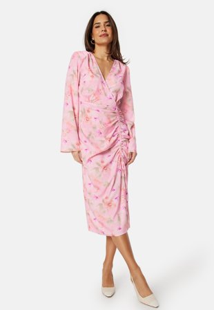 Bubbleroom Occasion - Drawstring L/S Midi Dress - Pink/Floral