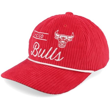 Mitchell & Ness - NBA Rouge adjustable Casquette - Chicago Bulls Old School Deadstock Red Adjustable @ Hatstore
