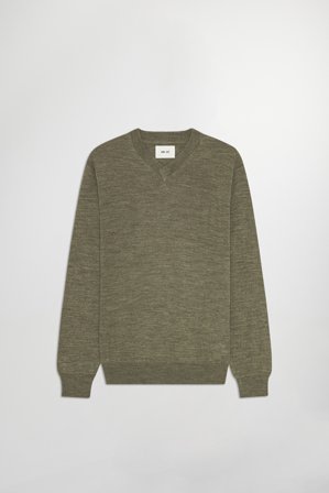 NN.07 Serge V-Neck Male Green