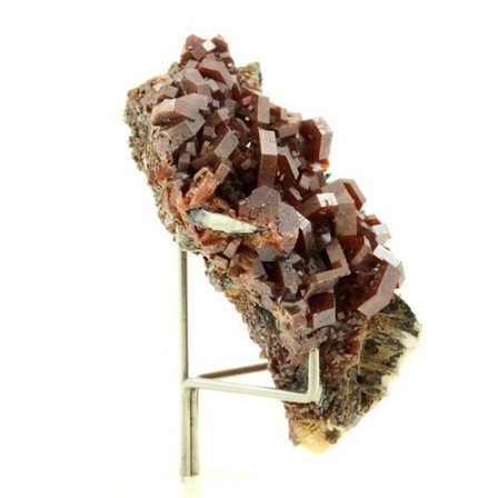 Kivet ja Mineraalit. Vanadiniitti. 580,0 senttiä. Mibladen, Marokko.