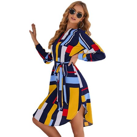 70'er inspireret sommerkjole med lange ærmer, V-hals og geometrisk mønster i forskellige farver