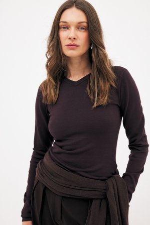 NA-KD Knitted Long Sleeve V-Neck Top - Strikkede toppe - Brun - XL