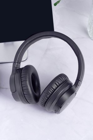 STREETZ BT510 Bluetooth noise-cancelling headphones, black