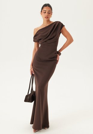 Bubbleroom Occasion - Asymmetric Draped Maxi Dress - Dark brown
