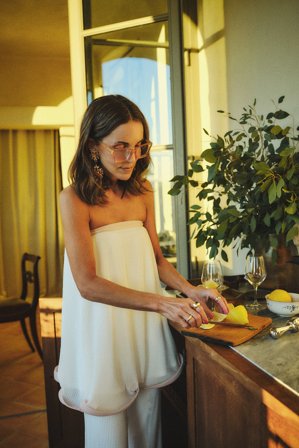 Larissa Mills x NA-KD - Bandeau-topp med volanger - Sommersett - Hvit - EU 42