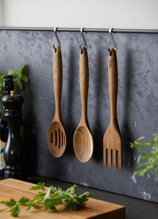 by Tareq Taylor Tarragon Gryteskje Tre