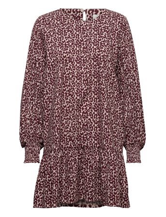 Munthe | Nikolaja | 34