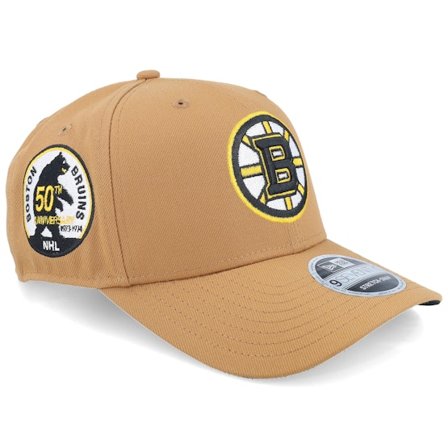 New Era - NHL Beige adjustable Czapka Z Daszkiem - Hatstore Exclusive x Boston Bruins 50th Anniversary 9SEVENTY Bronze Adjustable @ Hatstore
