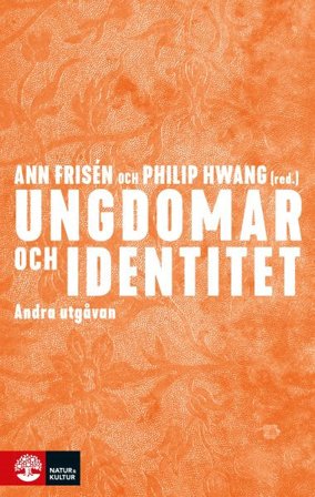 Ungdomar och identitet : 2:a utgåvan
