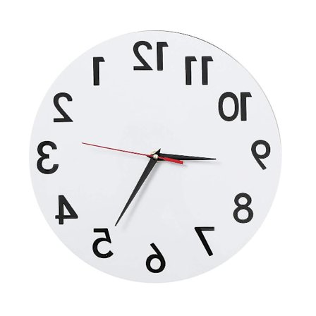 Omvendt anti-veggklokke moderne bakover tid kjører mot klokken veggur