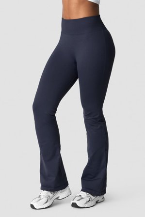 ICANIWILL - Define Seamless Flared Tights Navy - Treningstights - Dame - ICIW